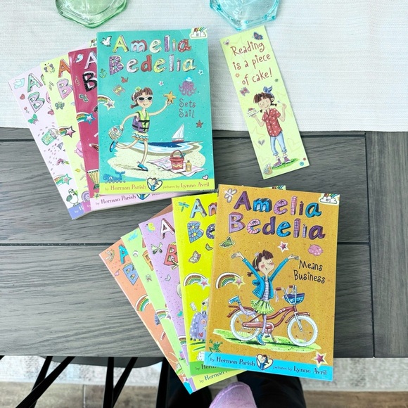 2016 Amelia Bedilia 10 Book Box Set - MISSING ONE - Picture 7 of 8